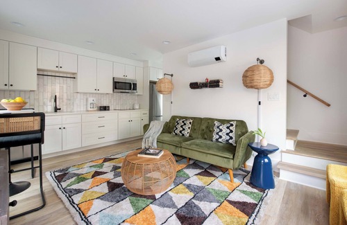 Old Fourth Ward Casa | Champagne Wishes by Minty Living