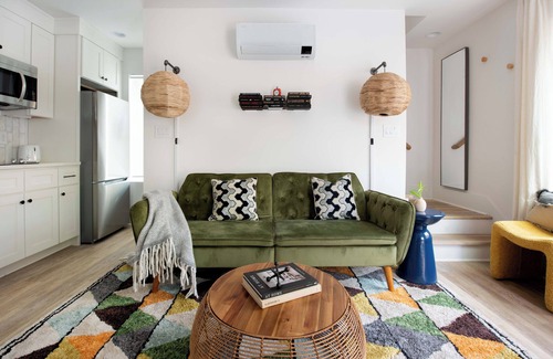 Old Fourth Ward Casa | Champagne Wishes by Minty Living