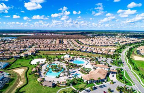 Davenport Casa | ChampionsGate Townhome Retreat