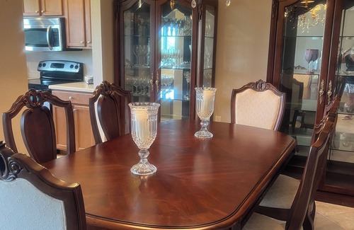Naples Condominio | Championship Golf Course, amazing amenities!!