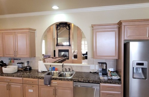 San Angelo Casa | Chandelier House in Texas