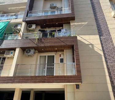 Zirakpur Apartamento | Chandigarh Waale, Furnished Stay in Zirakpur