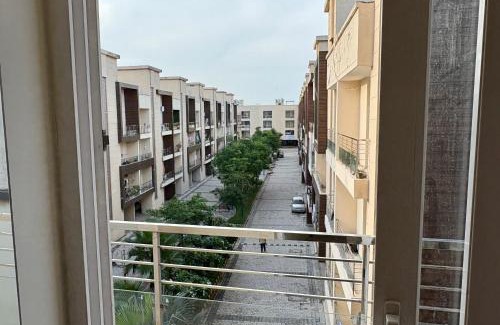 Zirakpur Apartamento | Chandigarh Waale, Furnished Stay in Zirakpur