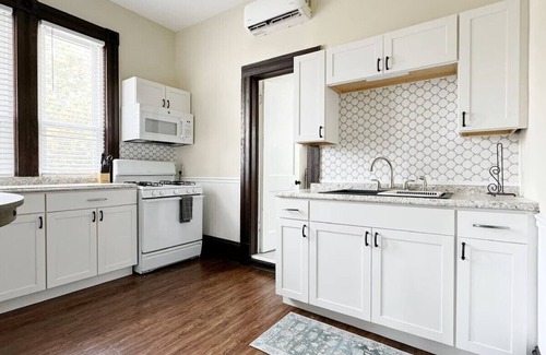 Evansville Apartamento | Chandler E / Downtown EVV Studio Apt
