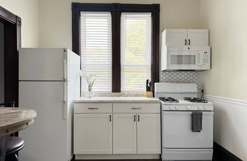 Evansville Apartamento | Chandler E / Downtown EVV Studio Apt