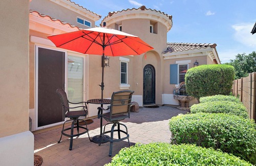 Chandler Casa | Chandler Keep – Medieval Spanish Villa, BBQ Courtyard & Prime South Chandler