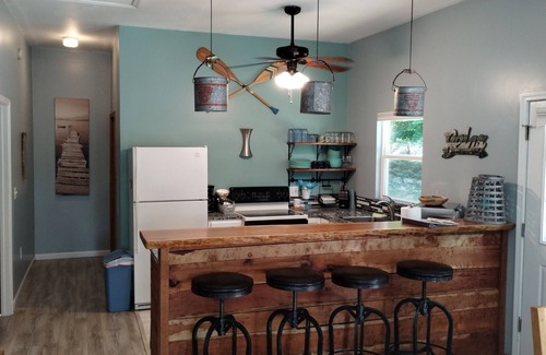 Mayfield Casa | ¡Reservar ahora! Encanto de Chandler - Hermosa cabaña frente al lago!