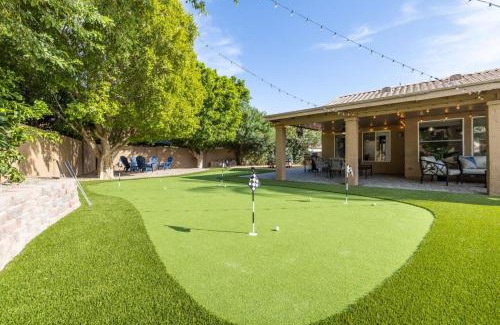 Chandler Casa | Chandler Tyson