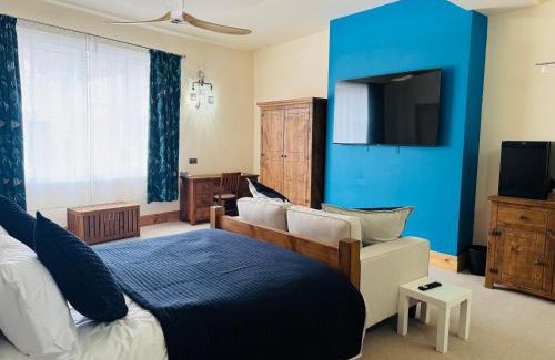 Chesterfield Hotel | Chandlers Bar and Rooms