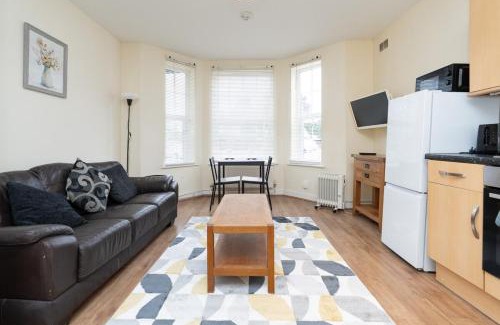 Eastleigh Apartamento | Chandlers Ford -1bedroom with free parking