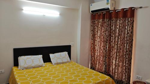 Noida Apartamento | Chandra Lata Home's Noida