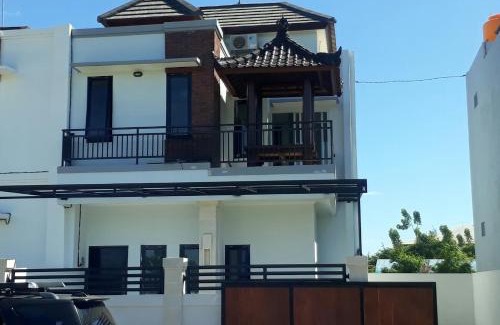 Tanjungbenoa Casa | Chandra's guest house