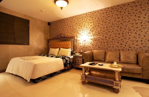 Chang-dong Hotel | Changdong Versaille
