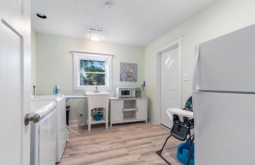 North Litchfield Beach Casa | Change of SEAnery totally renovated 2023!