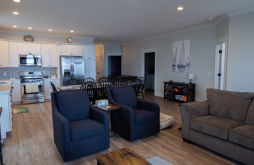 Prudenville Casa | Changes in Latitude: Jump In – Your Summer by the Lake Starts Here!