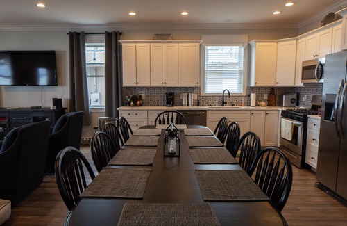 Prudenville Casa | Changes in Latitude: Jump In – Your Summer by the Lake Starts Here!