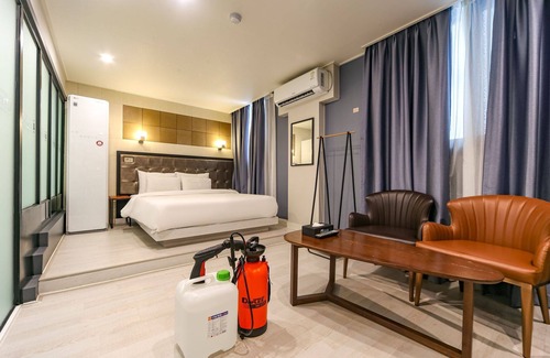 Changwon Hotel | Changwon Myeongseodong Namuneulbo Hotel