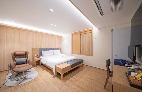 Sangnam-dong Hotel | Changwon Sangnam-dong Rivers