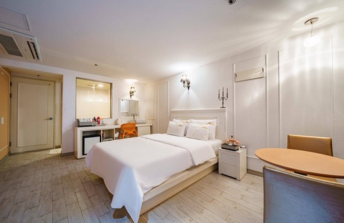 Sangnam-dong Hotel | Changwon Sangnam-dong M