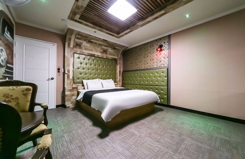 Sangnam-dong Hotel | Changwon Sangnam-dong Raphael