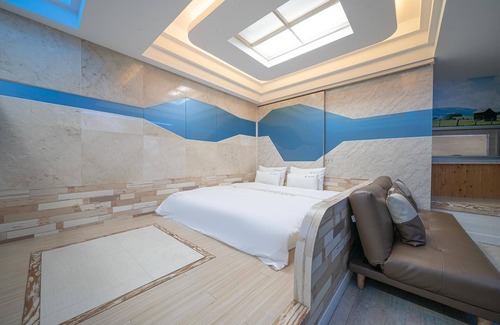 Sangnam-dong Hotel | Changwon Sangnam-dong Tong