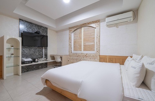 Sangnam-dong Hotel | Changwon Sangnam-dong Tong