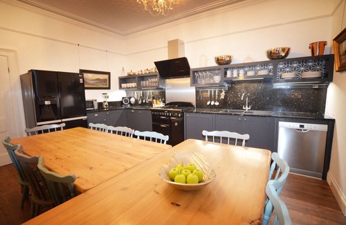 St Ives Casa | * NUEVO 2019 * CHANNINGS ST IVES, capacidad para 10-12 vistas panorámicas al mar y estacionamiento