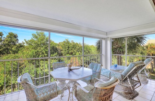 Pelican Bay Casa | Chanteclair Maisonet in Pelican Bay
