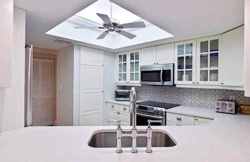 Pelican Bay Casa | Chanteclair Maisonet in Pelican Bay