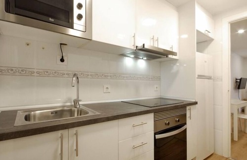 Collblanc y La Torrassa Apartamento | Encantador apartamento cerca de Barcelona