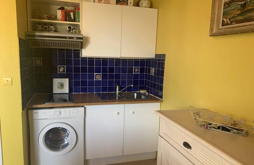 Merville-Franceville-Plage Apartamento | Dúplex acogedor con balcón y parking para 4 personas en Merville-Franceville
