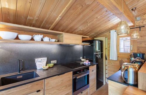 Saint-Marcel Apartamento | Chalet acogedor y familiar para 10 personas con servicios de lujo en Saint Marcel