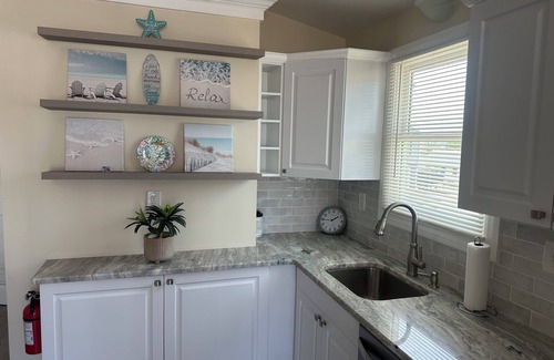 Mystic Island Casa | Charming 2-bedroom house with WiFi, AC in nice Little Egg Harbor Township.