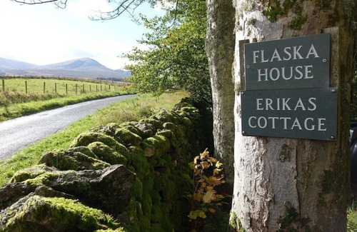 Scales Cabaña | Character Cottage with fabulous mountain views in the North Lakes District