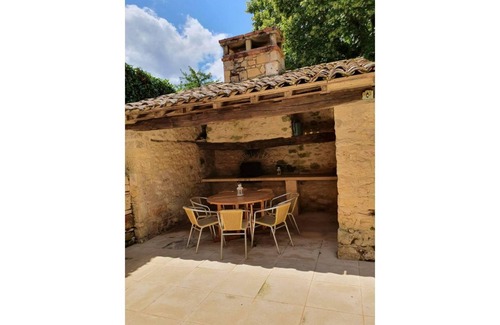 Tursac Casa | House of character 7/8 pers. with private swimming pool, domain of the castle of MARZAC