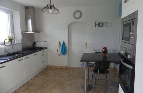 Cleder Casa | Character property 3km from the beach, covered swimming pool