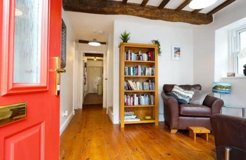 Aberystwyth Casa | Characterful 3 Bedroom Cottage
