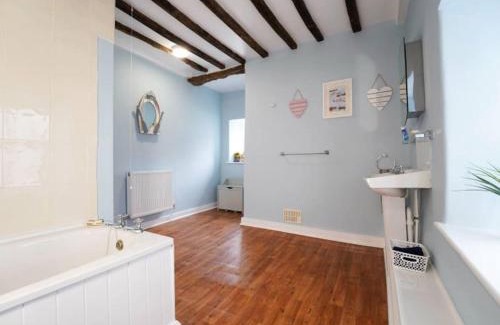 Aberystwyth Casa | Characterful 3 Bedroom Cottage