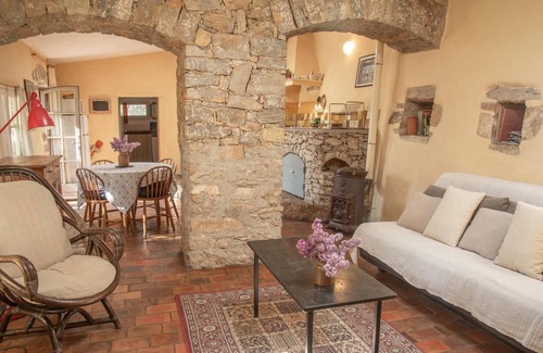 Cotignac Casa | Characteristic bergerie with swimming pool