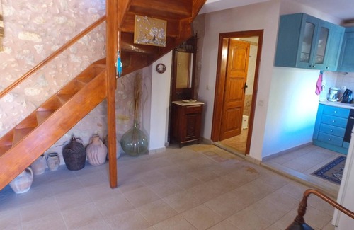 Loutra Casa | Isla típica casa de vacaciones con piscina, jardín, wifi | Rétino, Creta