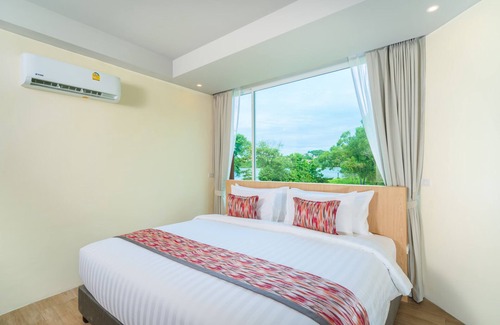 Wichit Hotel | Charcoal Panwa Beach