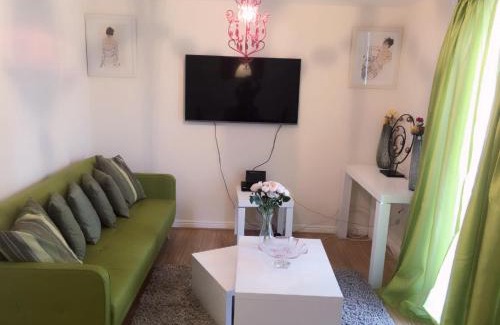 Abbey Wood Apartamento | Charimore Executive Apartment