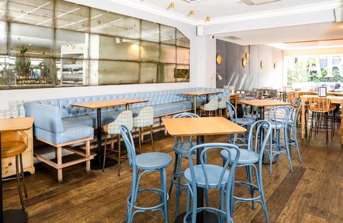 Queens Park Hotel | Charing Cross Hotel