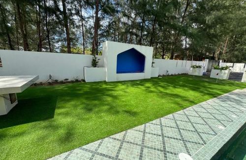 Kampung Gok Kapur Casa | Charis Tanjong Jara, Beach & Pool Villa Sapphire