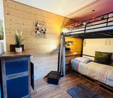 Pontarlier Apartamento | Charisma - 2 chambres Proche hypercentre