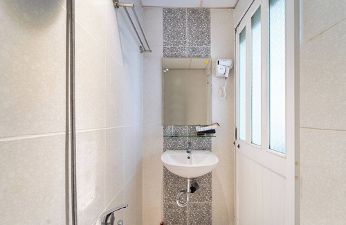 Downtown Ho Chi Minh City Hotel | Charisse Hotel Bui Vien