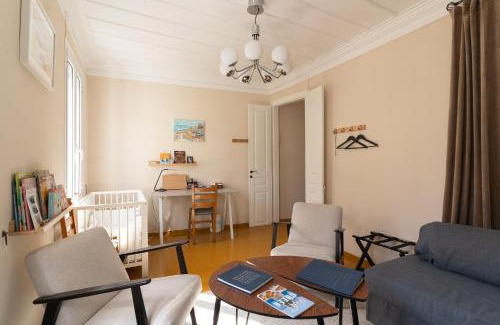 Koroni Apartamento | Charites: Terrace with Seaview - 100m to the beach