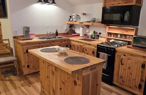 Funny River Apartamento | Charity Studio at Kenai River Soaring Eagle Lodge & Cabins