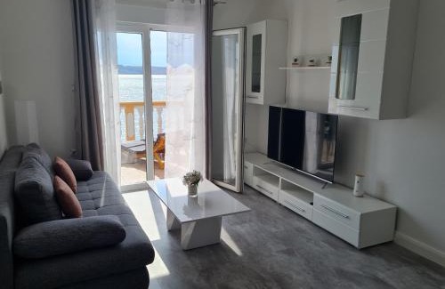 Baric Draga Apartamento | Charlene