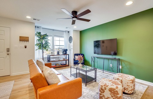 Charles Town Casa | Charles Town Townhome: 9 Mi to Harpers Ferry